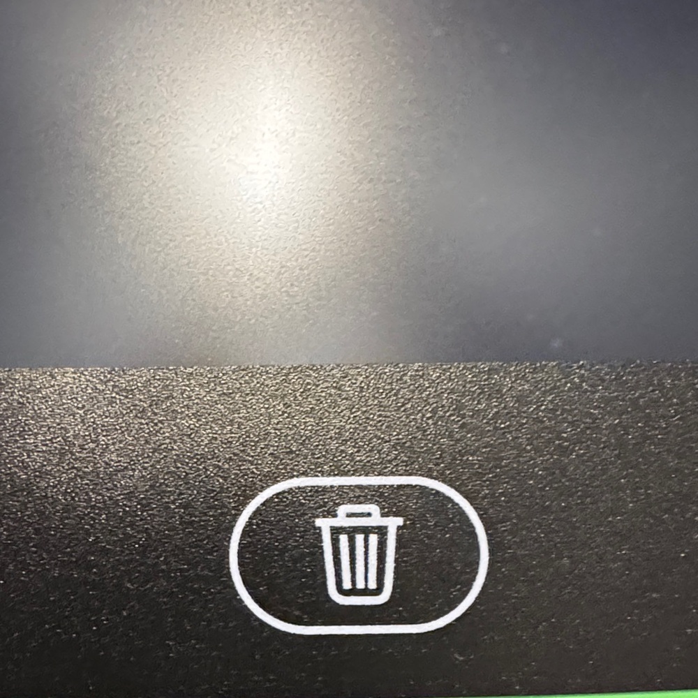 LCD Writing Tablet Green - Picture 3 of 5